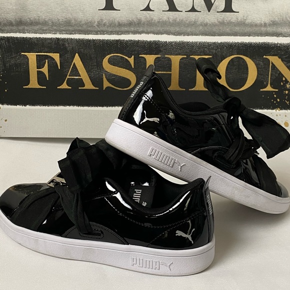 Puma Other - Puma Smash v2 Blk Patent Sneakers - Junior